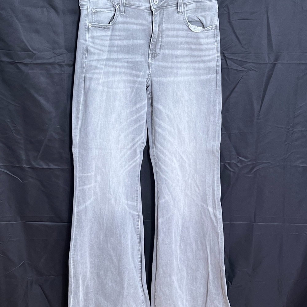 American Eagle Light Wash Flare Wide Leg Jeans High Waisted